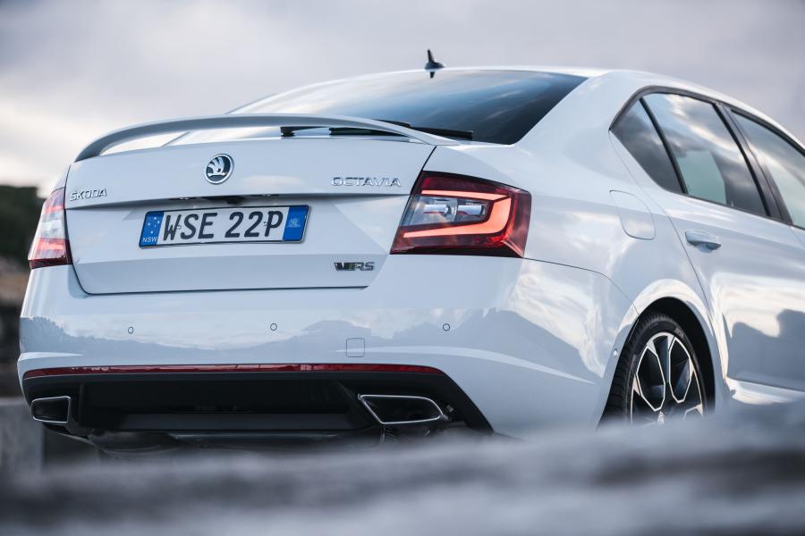 Детали экстерьера Skoda Octavia RS 245 (5E) 2017 года  (AU) (фото 30 из 40)